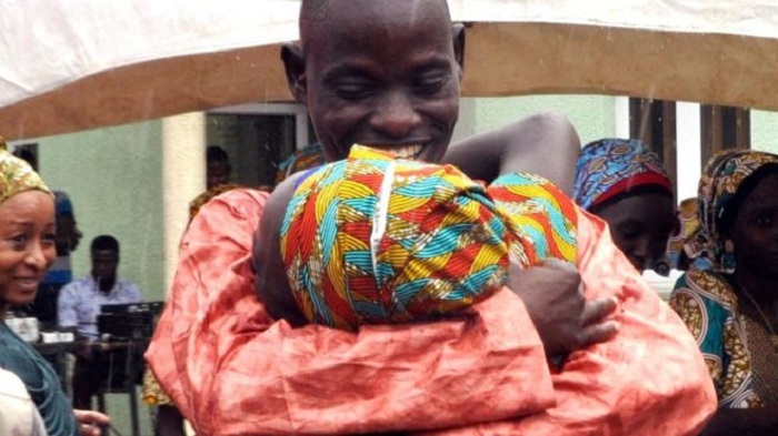 Chibok girls: Freed students reunite with families in Nigeria